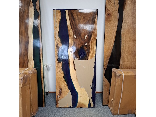 Eetkamertafel, epoxy - afbeelding 1 van  3