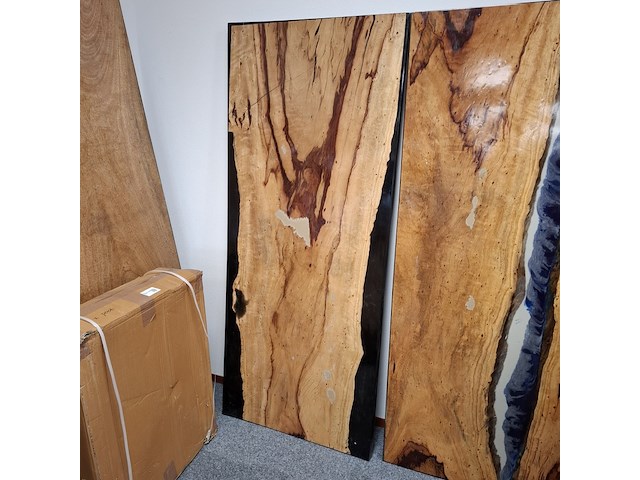 Eetkamertafel, expoxy - afbeelding 1 van  3