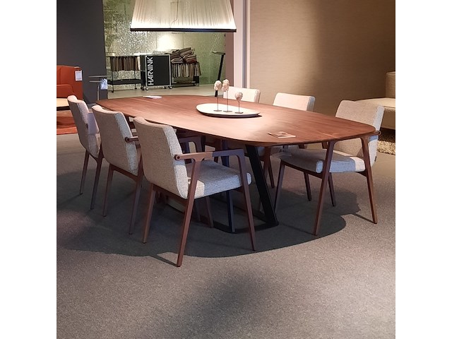 Eetkamertafel harvink, fier, deens ovaal - afbeelding 1 van  7