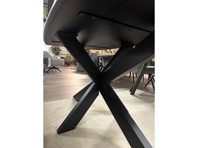 Eetkamertafel mango deens ovaal 160cm, zwart - afbeelding 5 van  5
