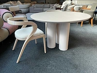 Eetkamertafel met 2 stoelen
