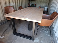 Eetkamertafel met 3 lederlook stoelen - afbeelding 1 van  5