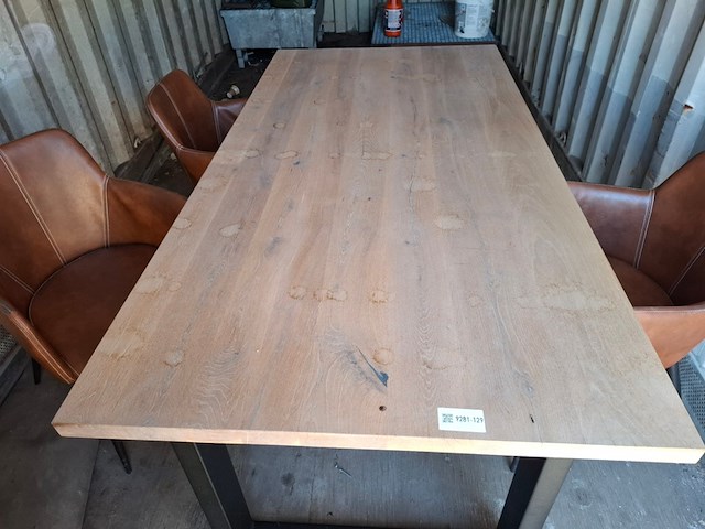 Eetkamertafel met 3 lederlook stoelen - afbeelding 2 van  5