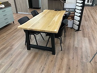 Eetkamertafel met 4 stoelen - afbeelding 1 van  4