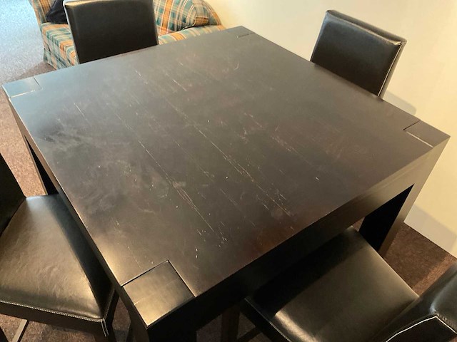 Eetkamertafel met 4 zitkrukken - afbeelding 3 van  4