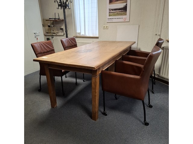 Eetkamertafel met 4x verrijdbare eetkamerstoel - afbeelding 1 van  9