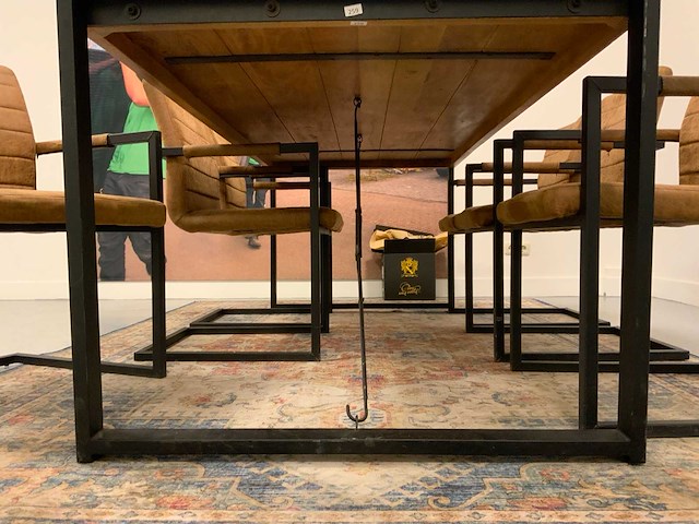 Eetkamertafel met 6 stoelen - afbeelding 3 van  4