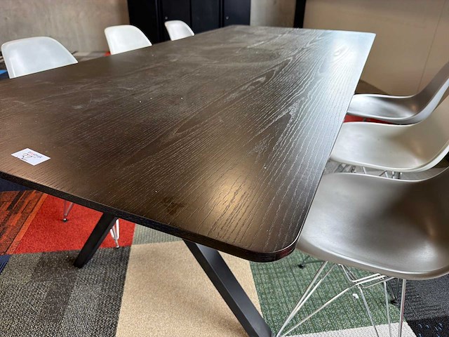 Eetkamertafel met 6 stoelen - afbeelding 2 van  5