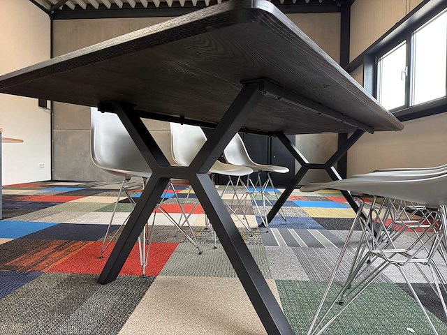 Eetkamertafel met 6 stoelen - afbeelding 3 van  5