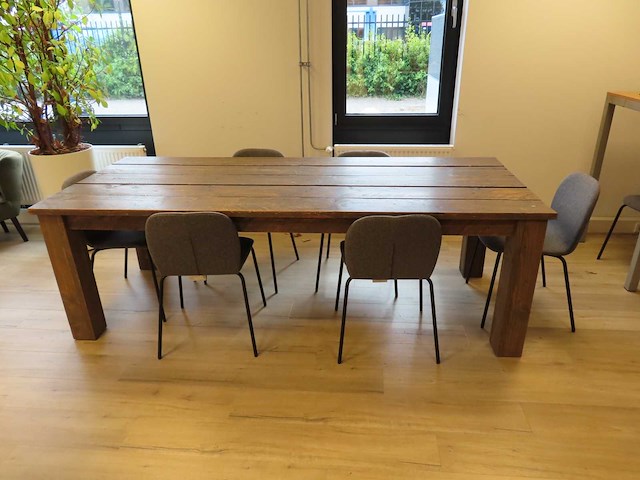 Eetkamertafel met 6 stoelen - afbeelding 1 van  3