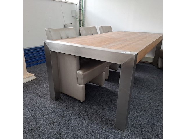 Eetkamertafel met 6x verrijdbare fauteuil - afbeelding 7 van  11
