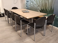 Eetkamertafel met 7x diverse stoel en zitbankje - afbeelding 2 van  7