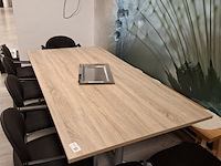 Eetkamertafel met 7x diverse stoel en zitbankje - afbeelding 3 van  7