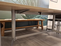 Eetkamertafel met 7x diverse stoel en zitbankje - afbeelding 6 van  7