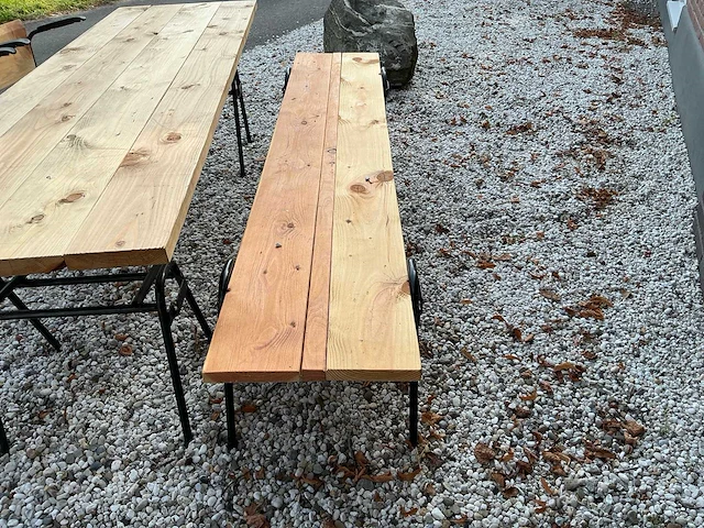 Eetkamertafel met bank en 4 stoelen - afbeelding 5 van  6
