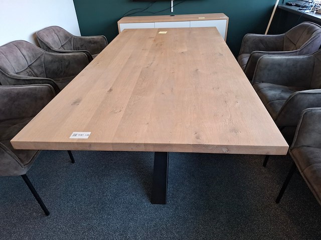Eetkamertafel met dressoir - afbeelding 2 van  7