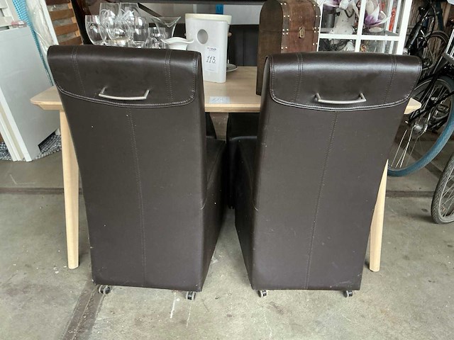 Eetkamertafel met stoel - afbeelding 2 van  5