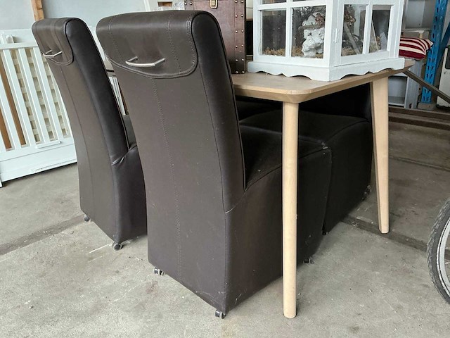 Eetkamertafel met stoel - afbeelding 3 van  5