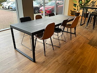 Eetkamertafel met stoelen - afbeelding 2 van  8