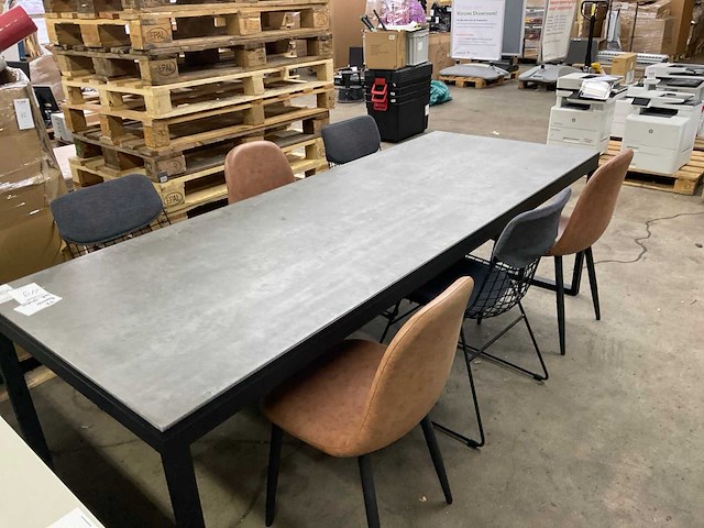 Eetkamertafel met stoelen - afbeelding 8 van  8