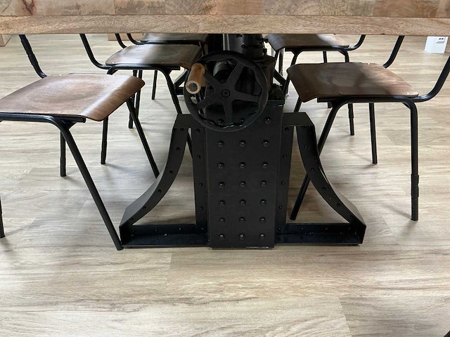 Eetkamertafel met stoelen - afbeelding 3 van  6