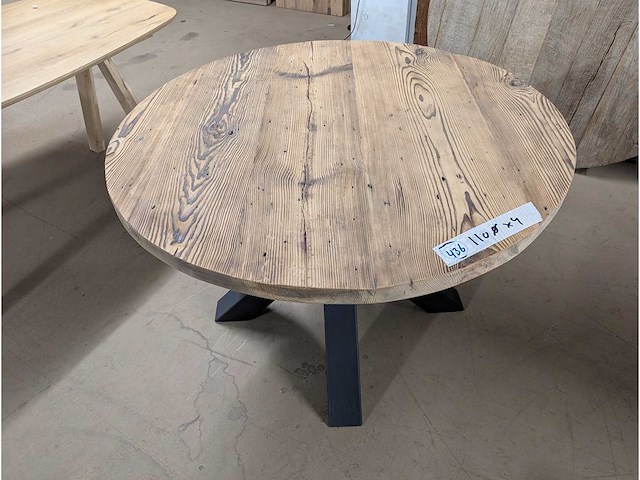Eetkamertafel rond 110 cm. - afbeelding 1 van  3
