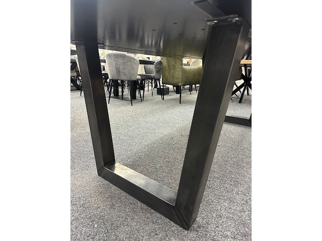 Eetkamertafel simon deens ovaal 240cm, eiken, zwart - afbeelding 2 van  5