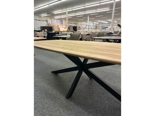 Eetkamertafel tim 240cm, hjort knudsen, naturel gelakt - afbeelding 2 van  7