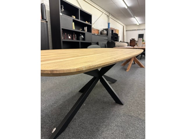 Eetkamertafel tim 240cm, hjort knudsen, naturel gelakt - afbeelding 6 van  7