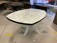 Eetkamertafel - afbeelding 1 van  4