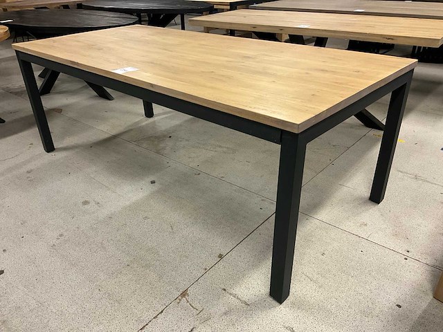 Eetkamertafel - afbeelding 1 van  4