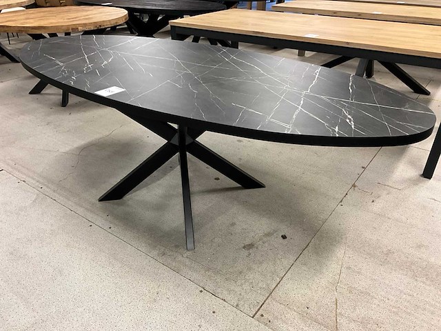 Eetkamertafel - afbeelding 1 van  4