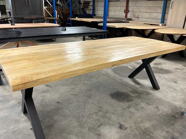 Eetkamertafel - afbeelding 1 van  4