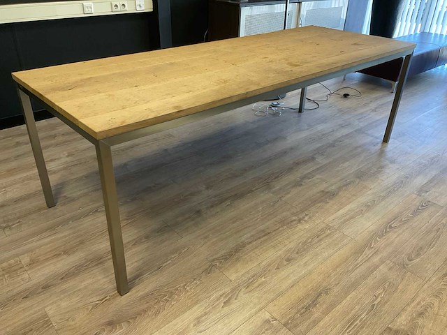 Eetkamertafel - afbeelding 1 van  3