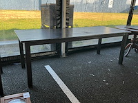 Eetkamertafel