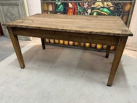 Eetkamertafel