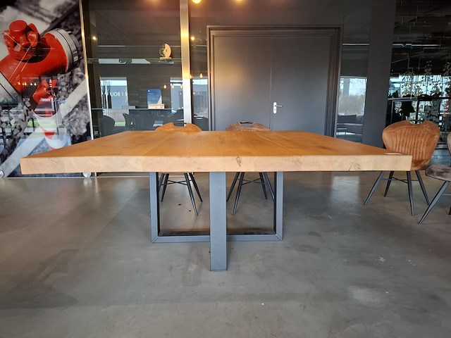 Eetkamertafel - afbeelding 1 van  7