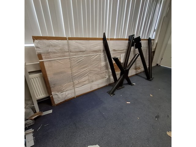 Eetkamertafel - afbeelding 1 van  3