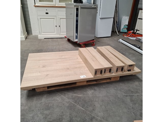 Eetkamertafel - afbeelding 1 van  4