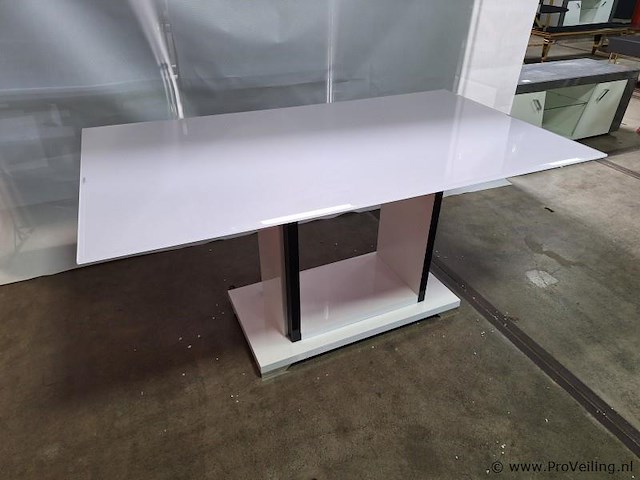 Eettafel - afm. ca. 160x90x76 cm - afbeelding 1 van  5