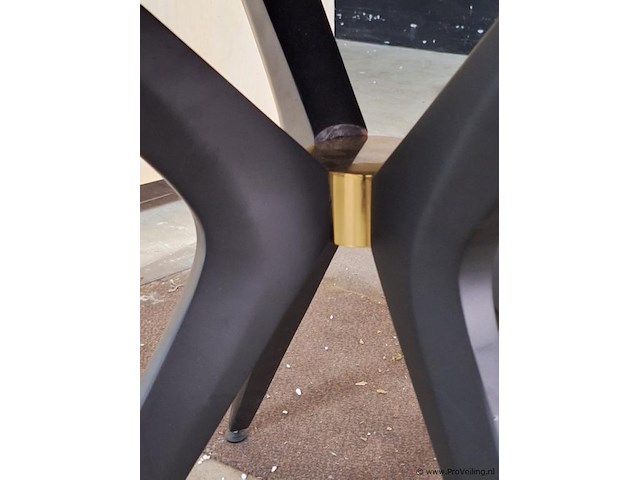 Eettafel - diameter ca. 130 cm; hoogte ca. 80 cm - afbeelding 3 van  4