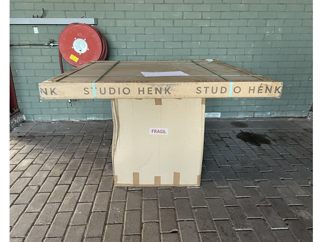 Eettafel 130cm, studio henk , fenix hpl butterfly , zwart - afbeelding 2 van  6