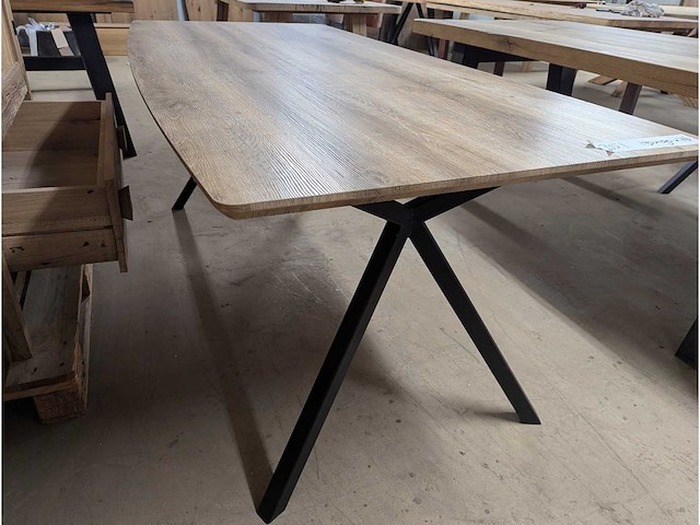 Eettafel 190 x 90 x 76cm. metaal y onderstel. - afbeelding 1 van  3