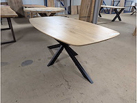 Eettafel eiken deens ovaal. 180 x 100 x 76cm. metalen spinpoot - afbeelding 1 van  3