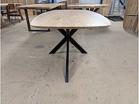 Eettafel eiken deens ovaal. 180 x 100 x 76cm. metalen spinpoot - afbeelding 2 van  3