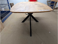 Eettafel eiken deens ovaal. 180 x 100 x 76cm. metalen spinpoot - afbeelding 2 van  3