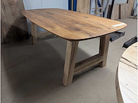 Eettafel eiken deens ovaal 220 x 110 x 77cm. houten a onderstel - afbeelding 1 van  3
