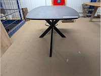 Eettafel eiken deens ovaal. zwart. 180 x 100 x 76cm. metalen spinpoot - afbeelding 2 van  3