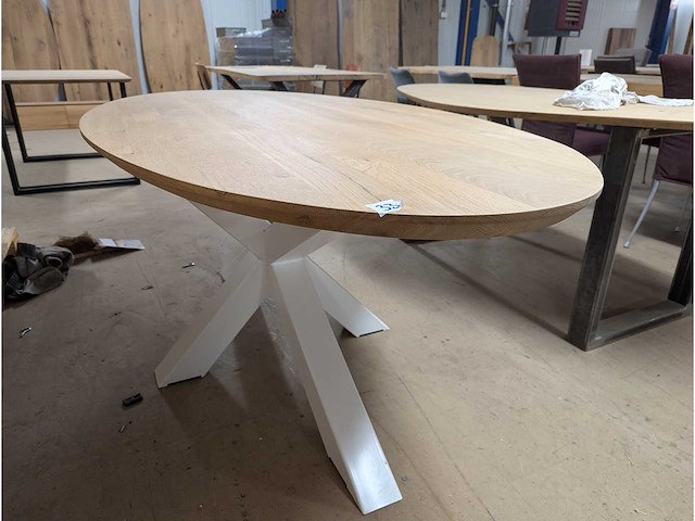 Eettafel eiken ovaal verjongde rand 200x110cm - afbeelding 2 van  3