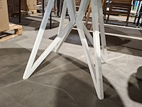 Eettafel hpl fenix beige rond, studio henk - afbeelding 13 van  14